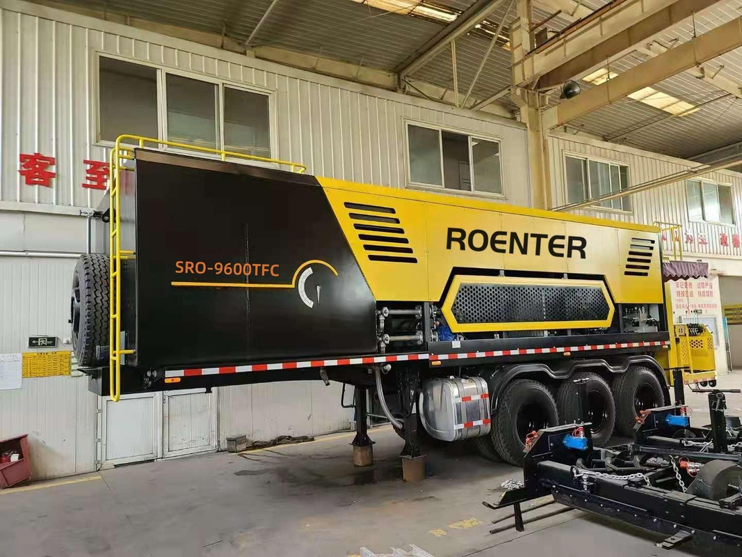SRO-9600TFC Römork Tipi Akıllı Mikro Yüzey Kaplama Finişeri, Asfalt Yol Bakımı için Bulamaç Contalı Finişer